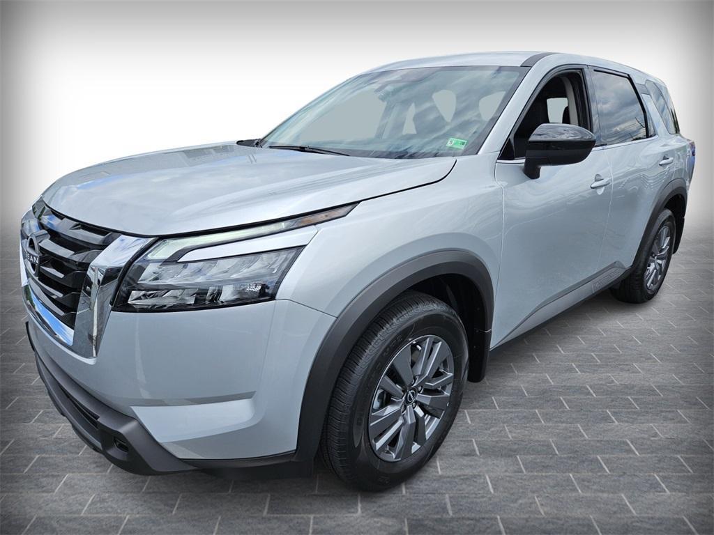 new 2025 Nissan Pathfinder car, priced at $36,221