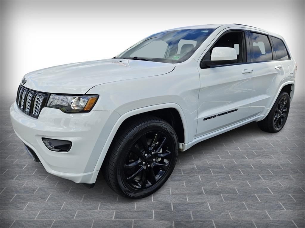 used 2022 Jeep Grand Cherokee WK car, priced at $27,888