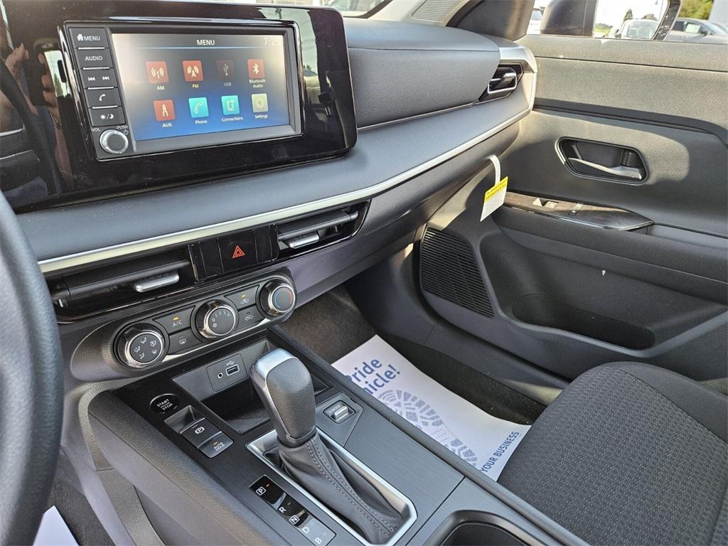 new 2025 Nissan Kicks car, priced at $23,199