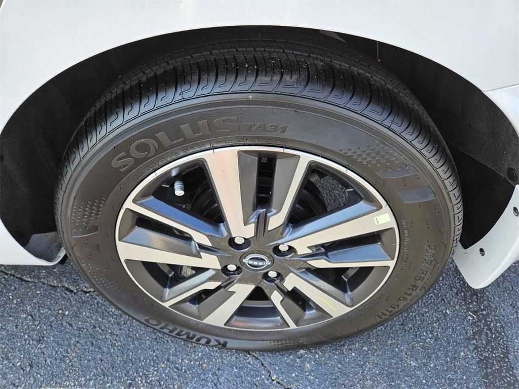 new 2025 Nissan Versa car, priced at $22,035