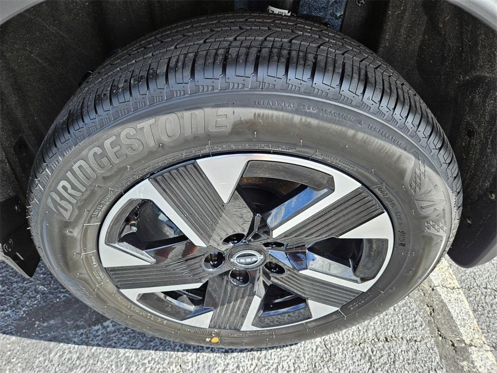new 2026 Nissan Kicks car, priced at $28,075