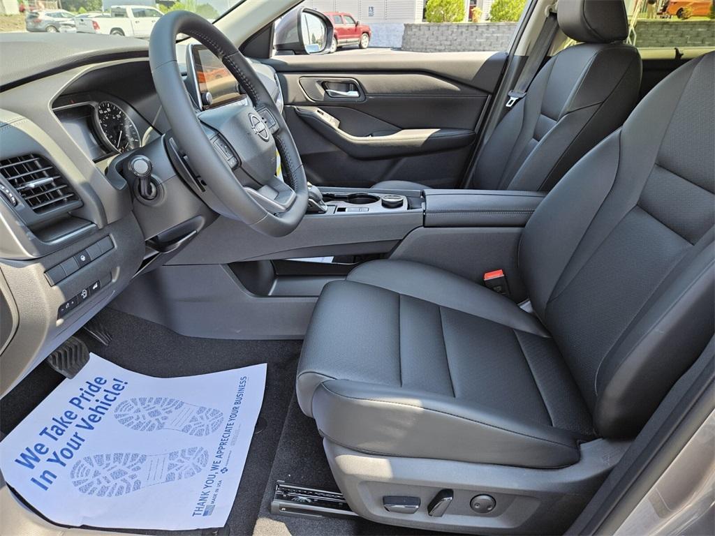 new 2025 Nissan Rogue car, priced at $35,385