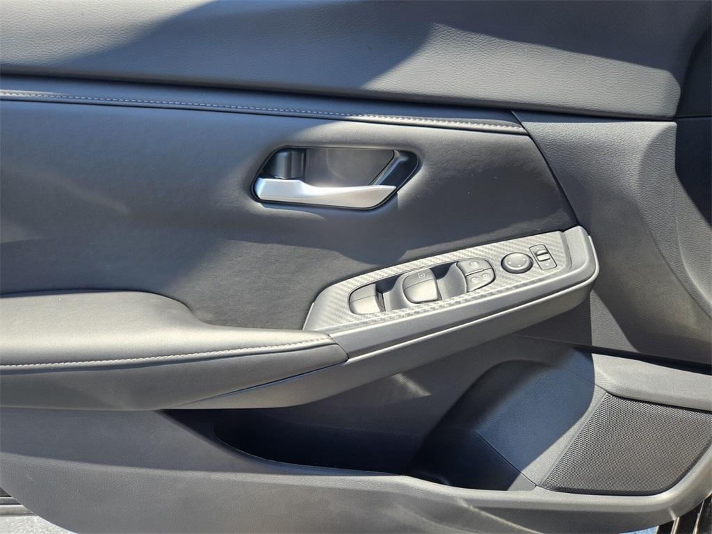 new 2025 Nissan Sentra car, priced at $24,915
