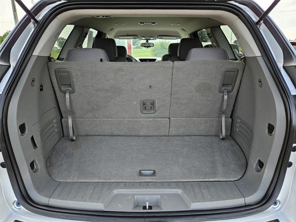 used 2015 Chevrolet Traverse car, priced at $8,888
