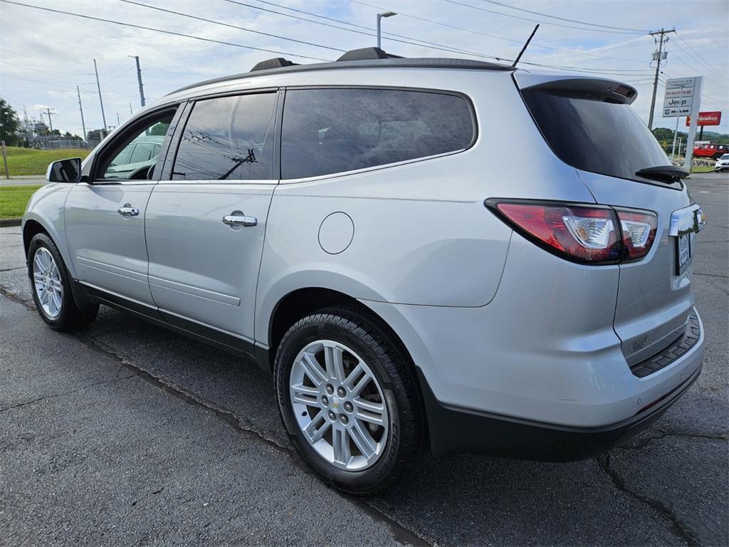 used 2015 Chevrolet Traverse car, priced at $8,888