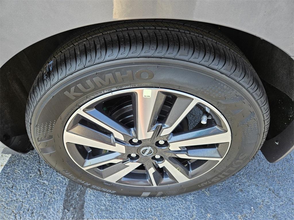 new 2025 Nissan Versa car, priced at $21,945