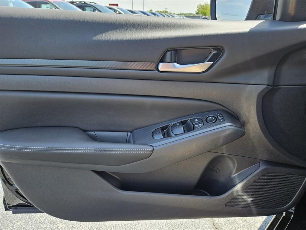 new 2025 Nissan Altima car, priced at $27,943