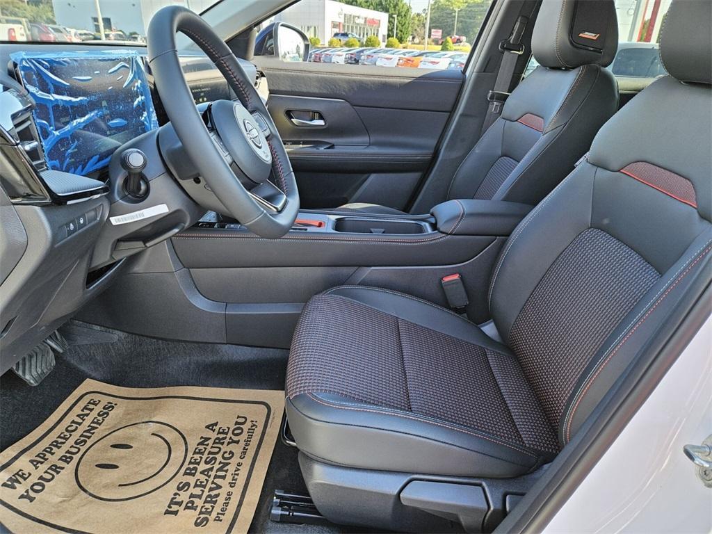 new 2025 Nissan Kicks car, priced at $32,640