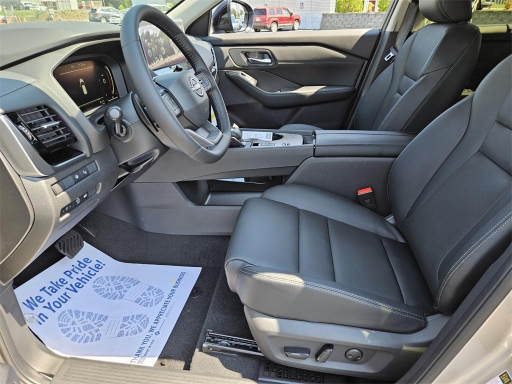 new 2025 Nissan Rogue car, priced at $39,775