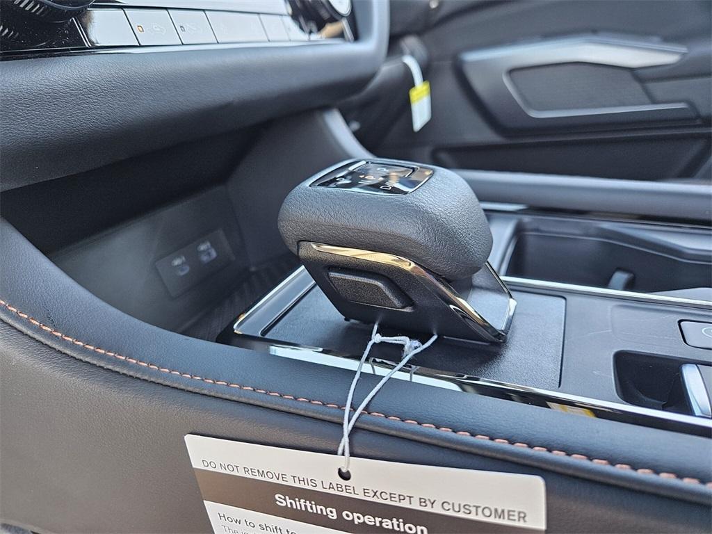 new 2025 Nissan Pathfinder car, priced at $46,610