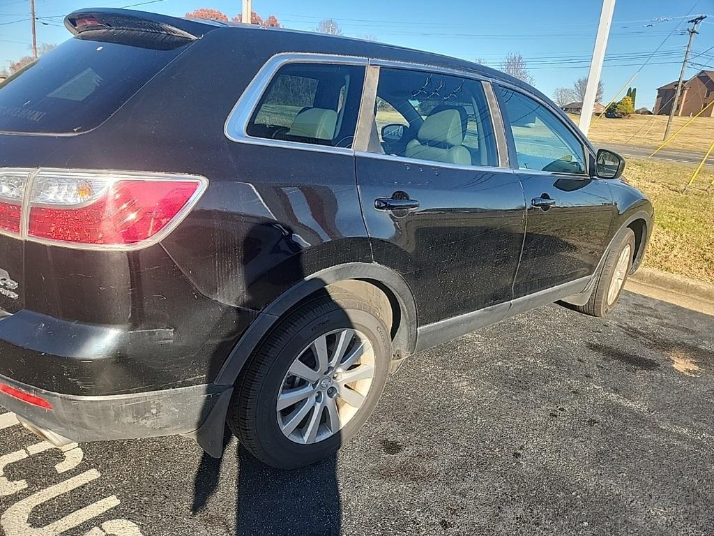 used 2010 Mazda CX-9 car, priced at $5,000
