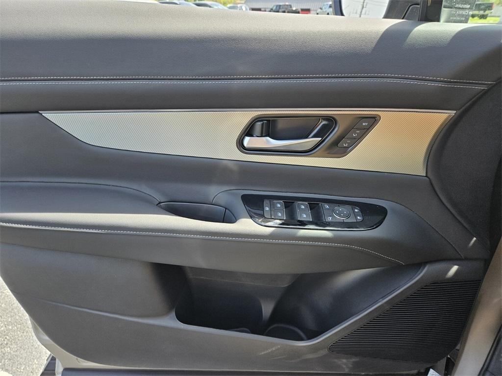 new 2025 Nissan Murano car, priced at $46,046