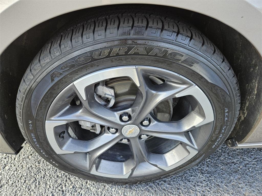 used 2023 Chevrolet Malibu car, priced at $18,999