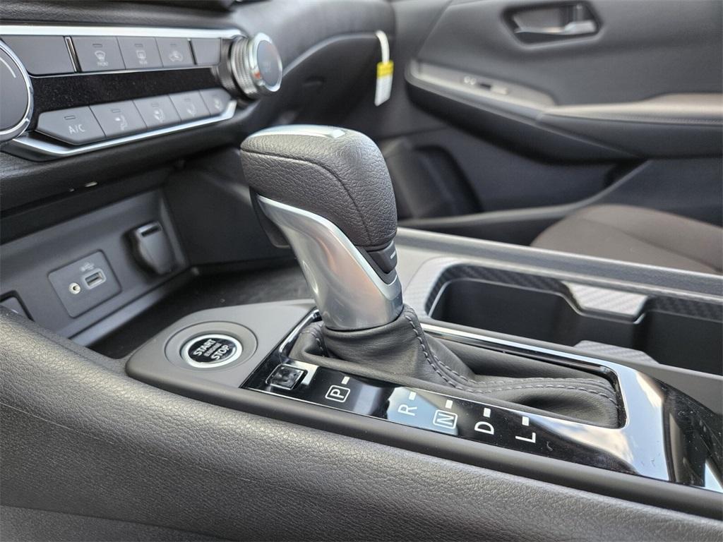 new 2025 Nissan Sentra car, priced at $23,335