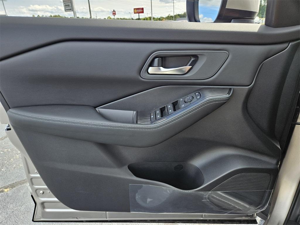 new 2026 Nissan Rogue car, priced at $32,115