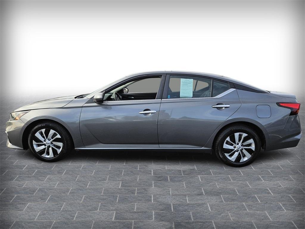 used 2022 Nissan Altima car, priced at $17,079
