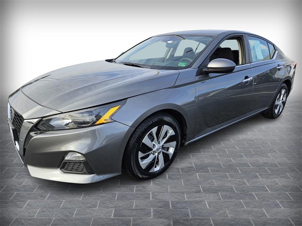 used 2022 Nissan Altima car, priced at $17,079