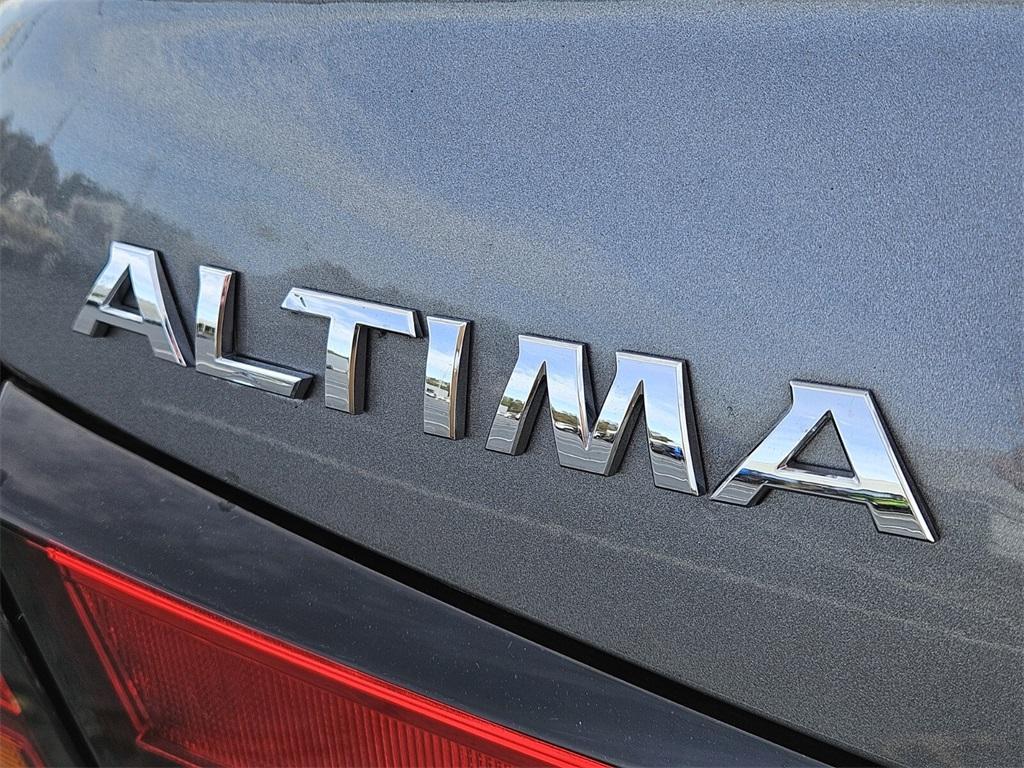 used 2022 Nissan Altima car, priced at $17,079