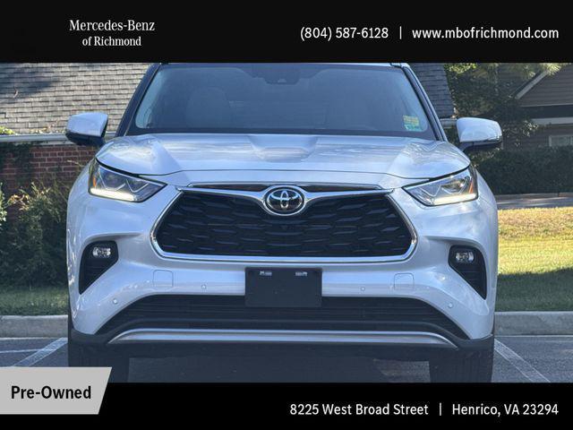used 2025 Toyota Highlander Hybrid car, priced at $54,590