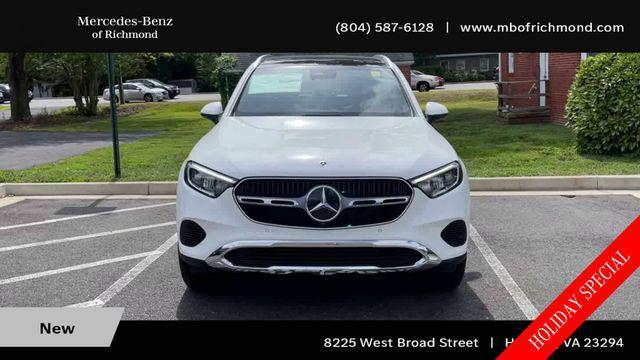 new 2025 Mercedes-Benz GLC 300 car