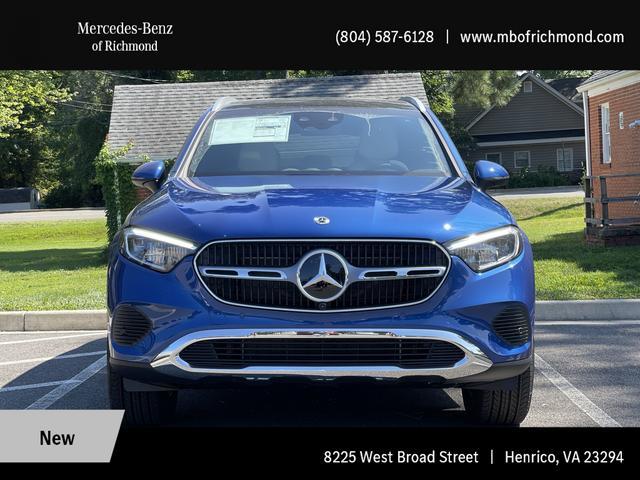 new 2025 Mercedes-Benz GLC 300 car