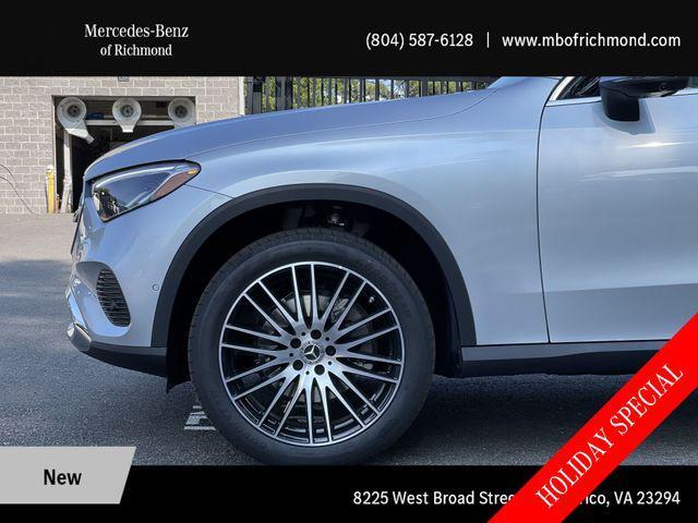 new 2025 Mercedes-Benz GLC 300 car