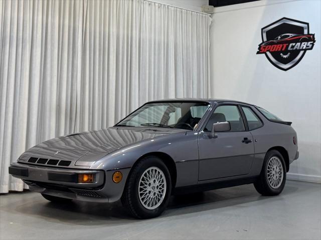 used 1982 Porsche 924 car, priced at $18,995