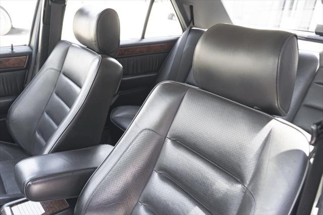 used 1992 Mercedes-Benz E-Class car