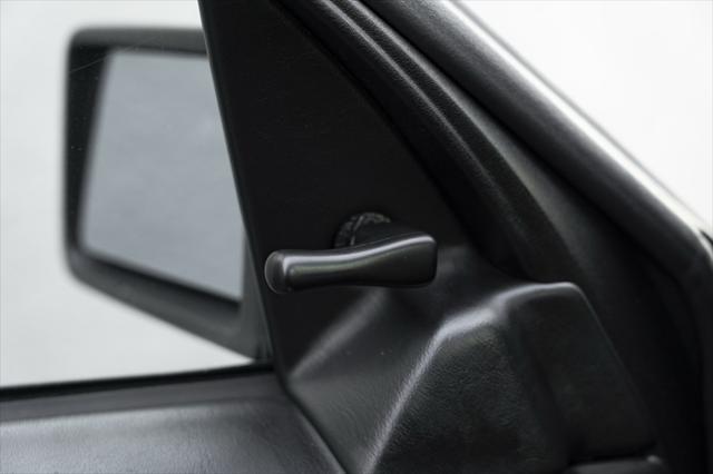 used 1992 Mercedes-Benz E-Class car