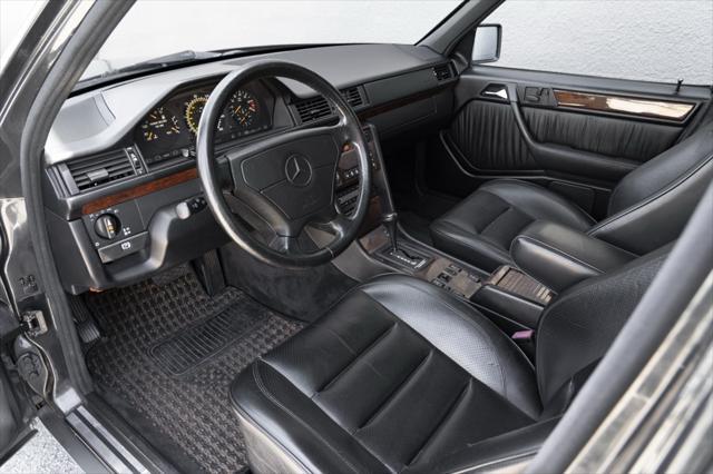 used 1992 Mercedes-Benz E-Class car