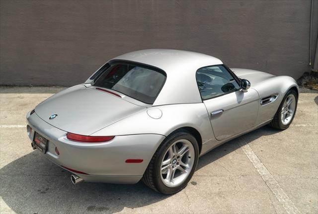 used 2000 BMW Z8 car