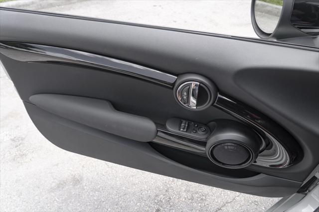 used 2022 MINI Hardtop car, priced at $33,995