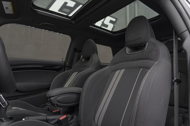 used 2022 MINI Hardtop car, priced at $33,995