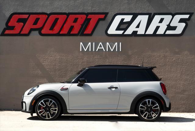 used 2022 MINI Hardtop car, priced at $33,995