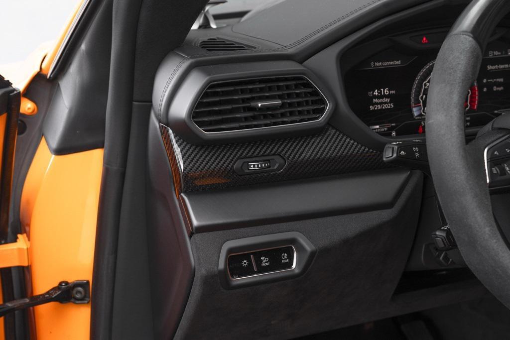 used 2021 Lamborghini Urus car, priced at $178,990