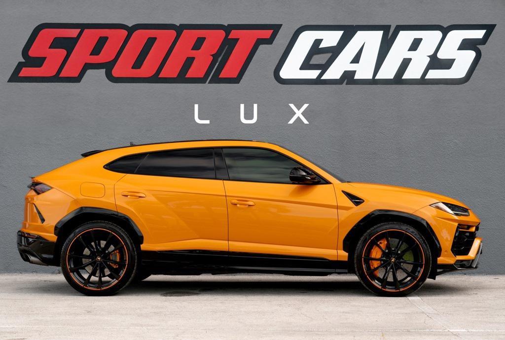 used 2021 Lamborghini Urus car, priced at $178,990
