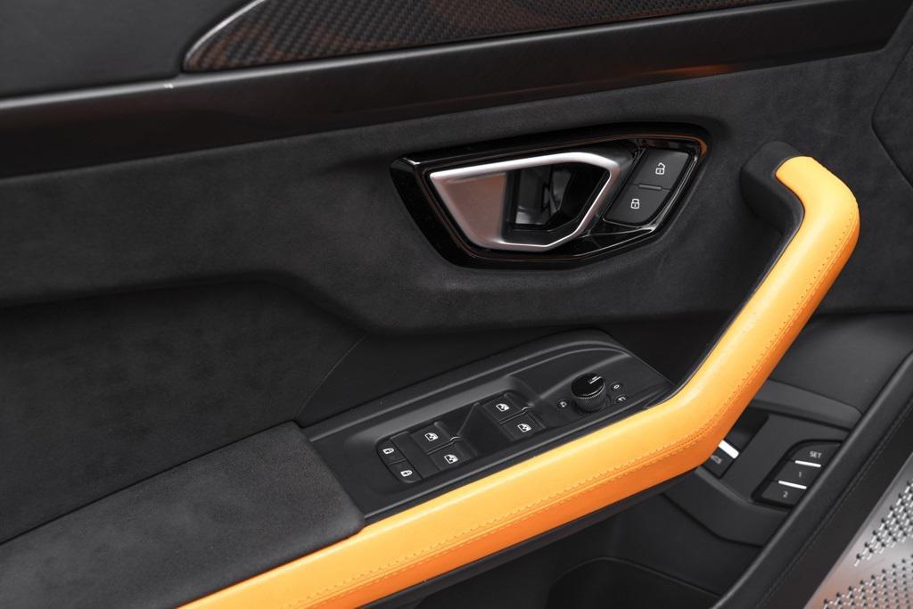 used 2021 Lamborghini Urus car, priced at $178,990