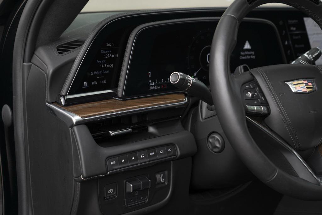 used 2023 Cadillac Escalade ESV car, priced at $88,990