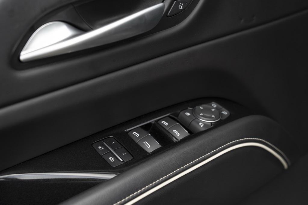 used 2023 Cadillac Escalade ESV car, priced at $88,990