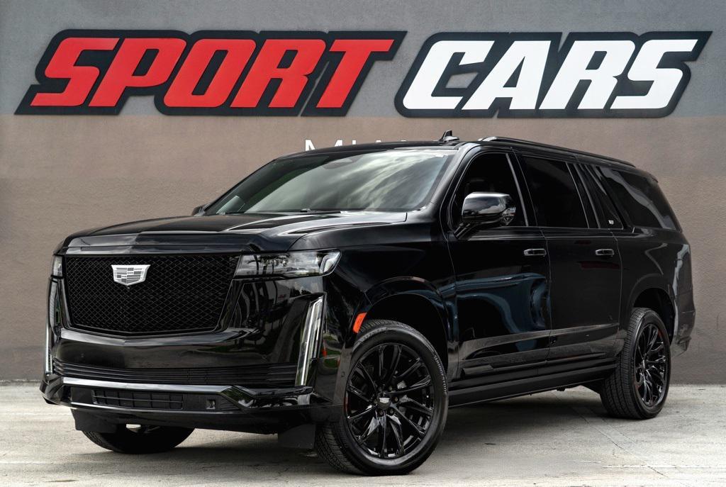 used 2023 Cadillac Escalade ESV car, priced at $88,990