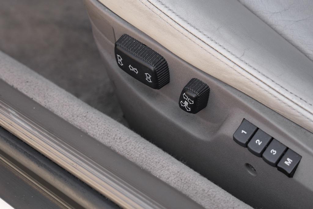 used 1992 BMW 850 car