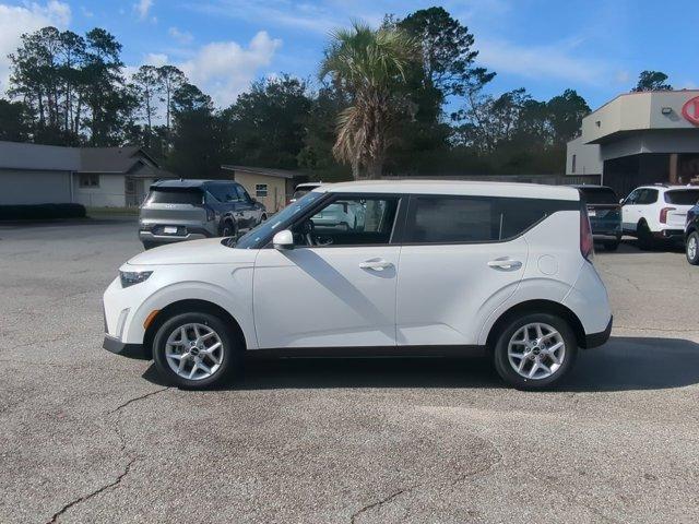 new 2025 Kia Soul car, priced at $21,168