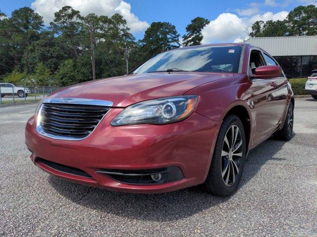 used 2013 Chrysler 200 car