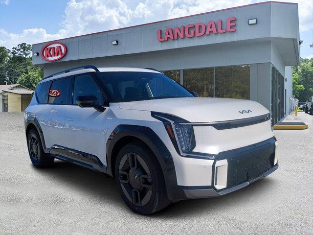 new 2024 Kia EV9 car, priced at $67,073