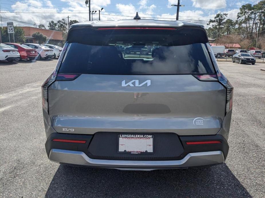 new 2024 Kia EV9 car, priced at $53,420