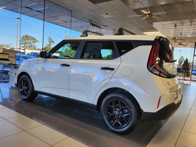 new 2025 Kia Soul car, priced at $24,428