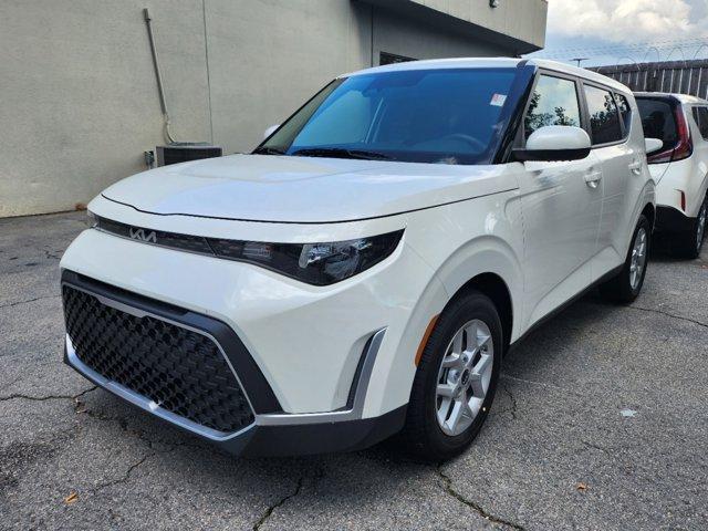 new 2025 Kia Soul car, priced at $21,617