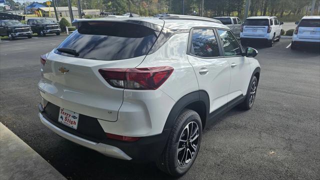 new 2025 Chevrolet TrailBlazer car, priced at $26,675