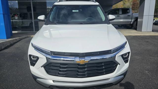 new 2025 Chevrolet TrailBlazer car, priced at $26,675