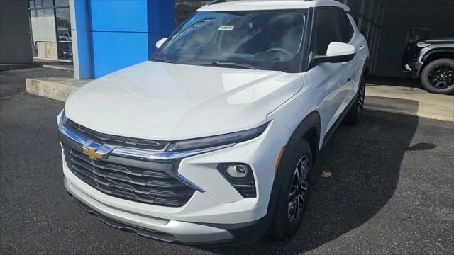 new 2025 Chevrolet TrailBlazer car, priced at $26,675